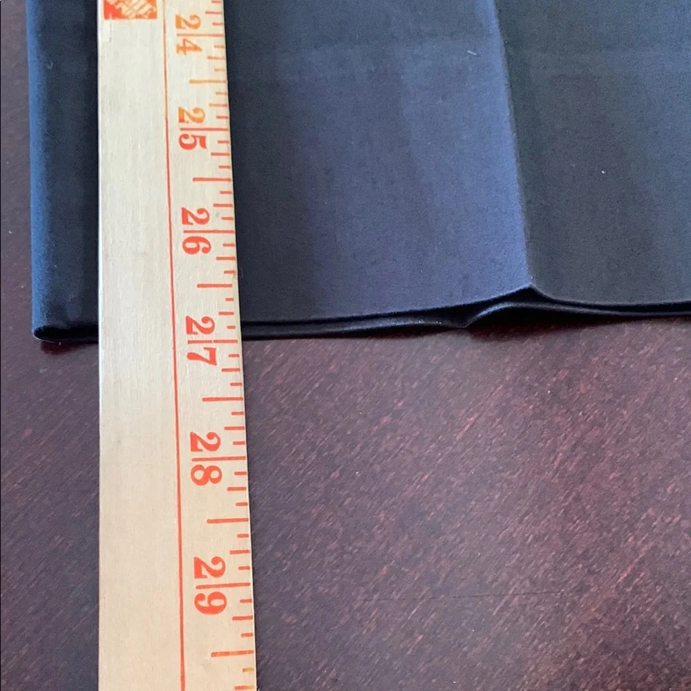 Talbots Black Capris with Smooth Woven Fabric - Picture 11 of 11